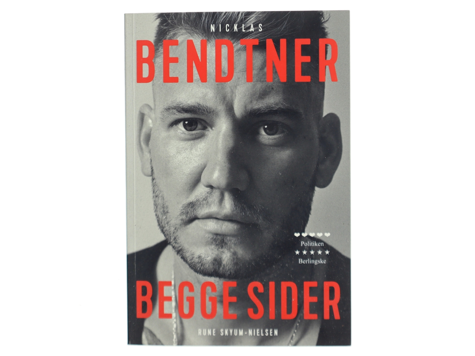 Nicklas Bendtner - begge sider af Rune Skyum-Nielsen (Bog)
