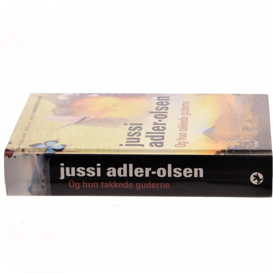 Og hun takkede guderne af Jussi Adler-Olsen (Bog)