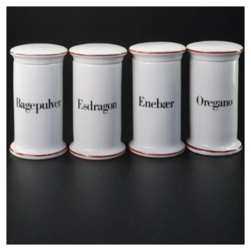 Hvide porcelænkrukker til krydderier fra Bing & Grøndahl (str. 11 x Ø5 cm)