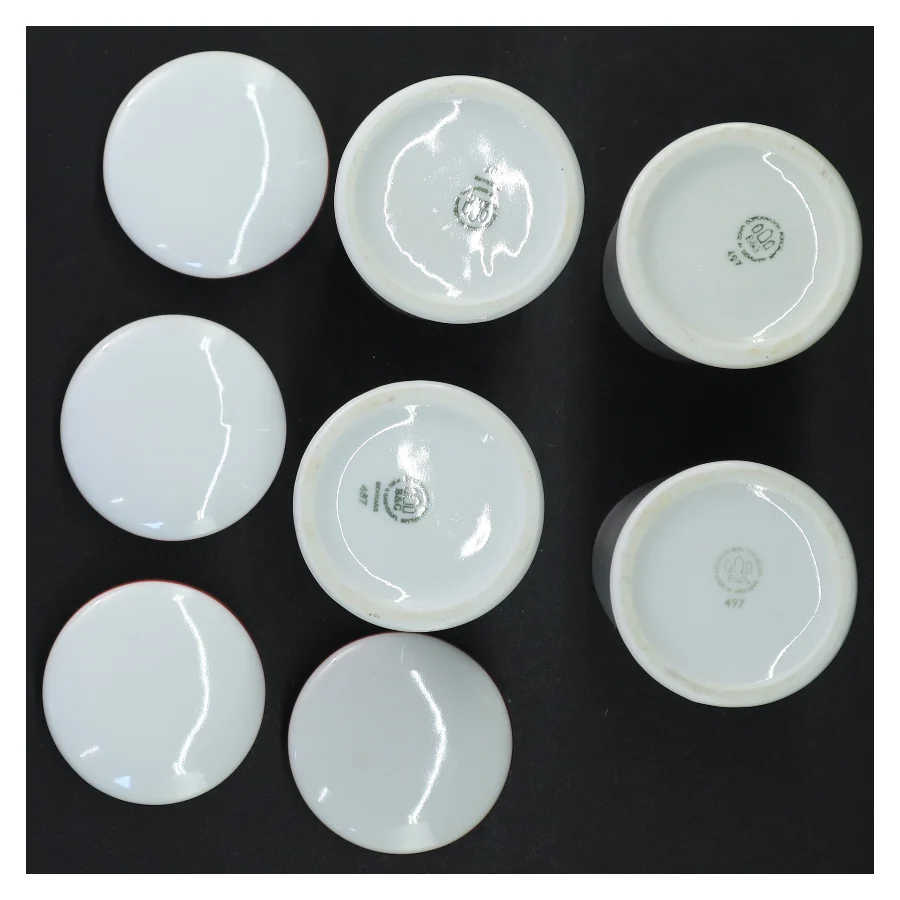 Hvide porcelænkrukker til krydderier fra Bing & Grøndahl (str. 11 x Ø5 cm)