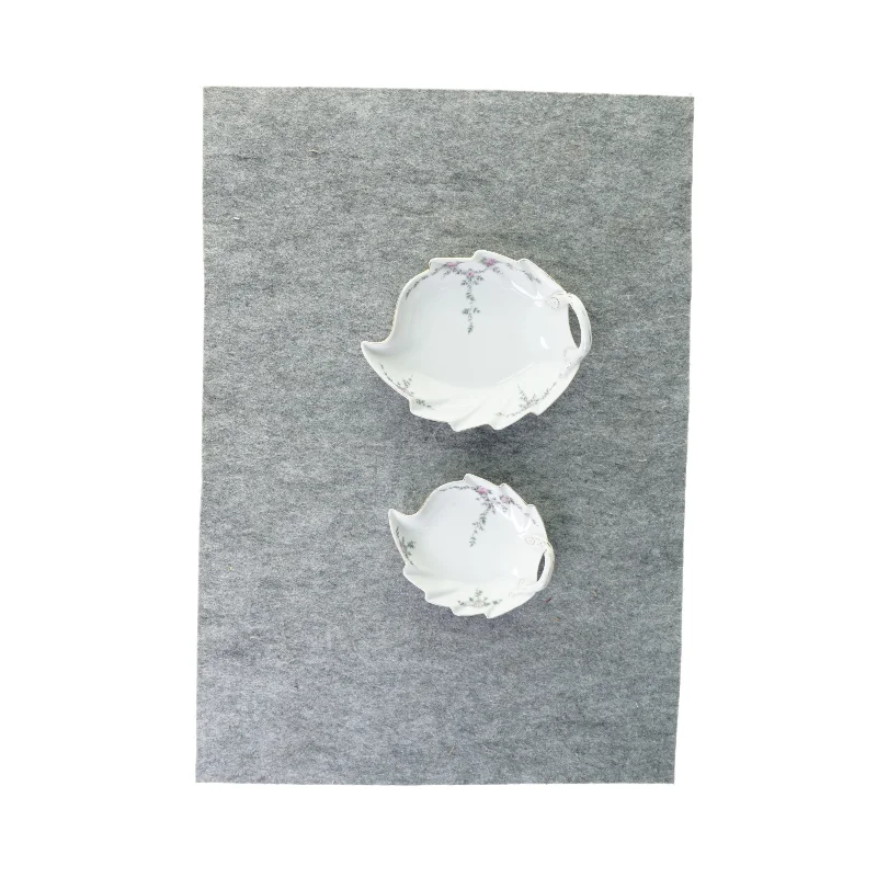 2 små fade fra Bavaria (str. 15 x 11 x 2 cm 18 x 15 x 3 cm)