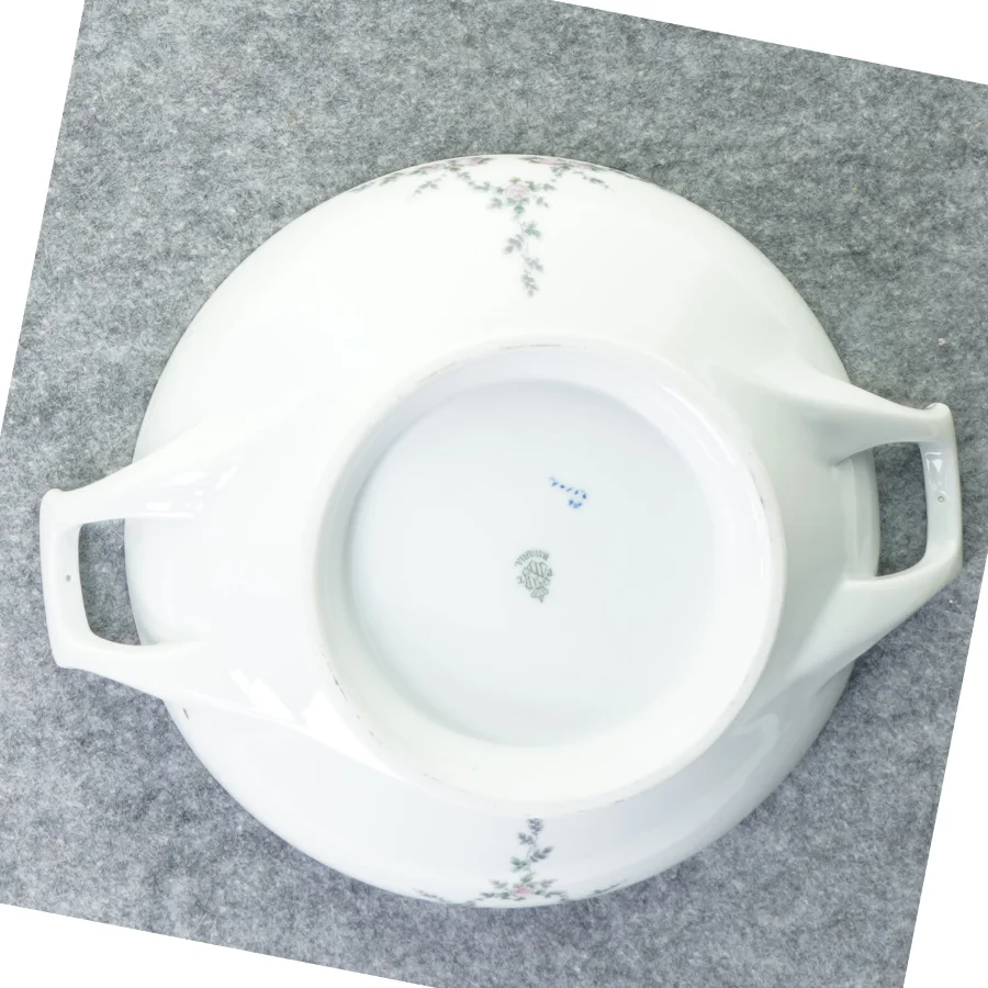 Skål med hanke fra Pt (str. 22 x 27 x 7 cm)