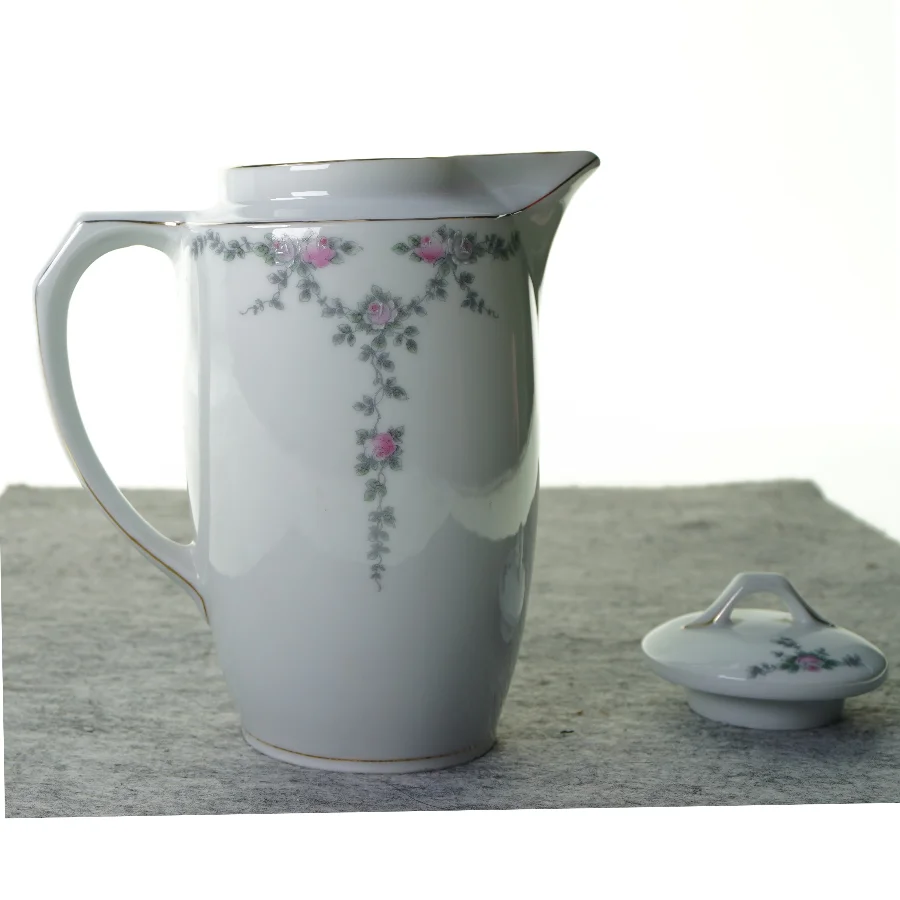 Kande fra Bava (str. 20 x 10 cm)