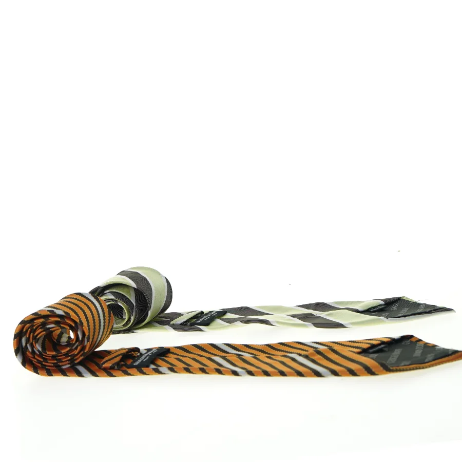 Slips fra Giorgio Armani (str. 150 x 9 cm)