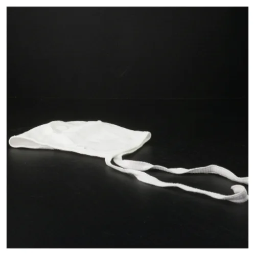 Hvid hue til børn fra Joha (str. 98-104)