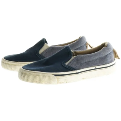 Slip-on sko i denimstil fra H&M (str. 28)