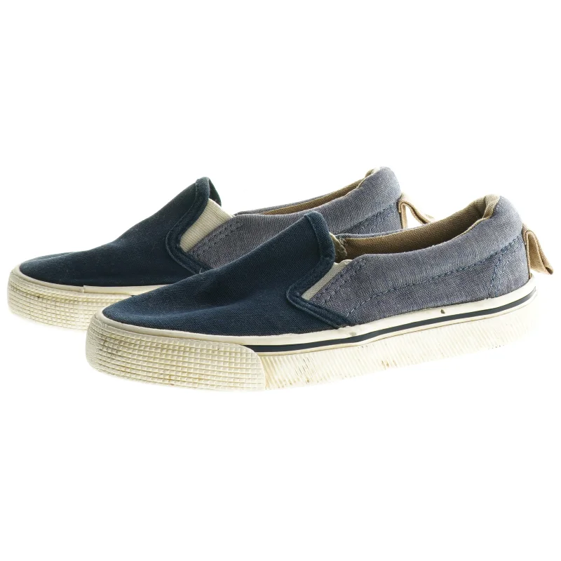 Slip-on sko i denimstil fra H&M (str. 28)