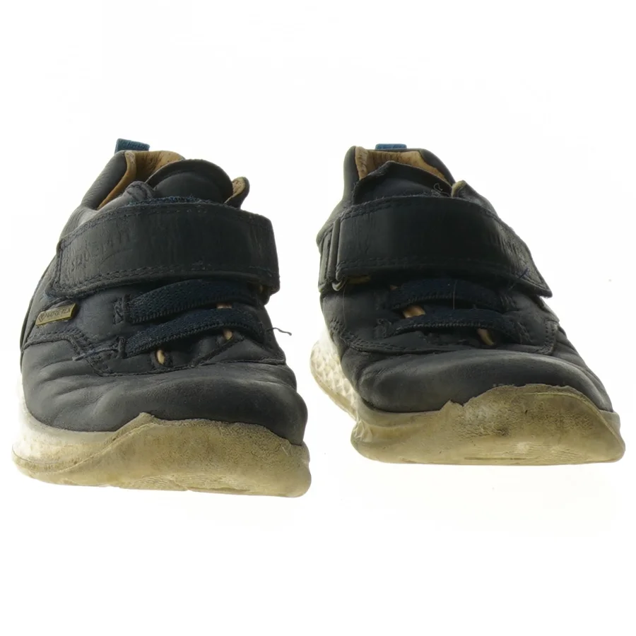 Brugte sorte børnesko med velcro fra Superfit (str. 27)