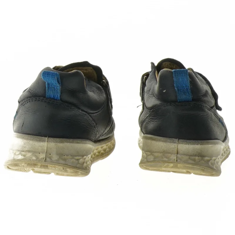 Brugte sorte børnesko med velcro fra Superfit (str. 27)