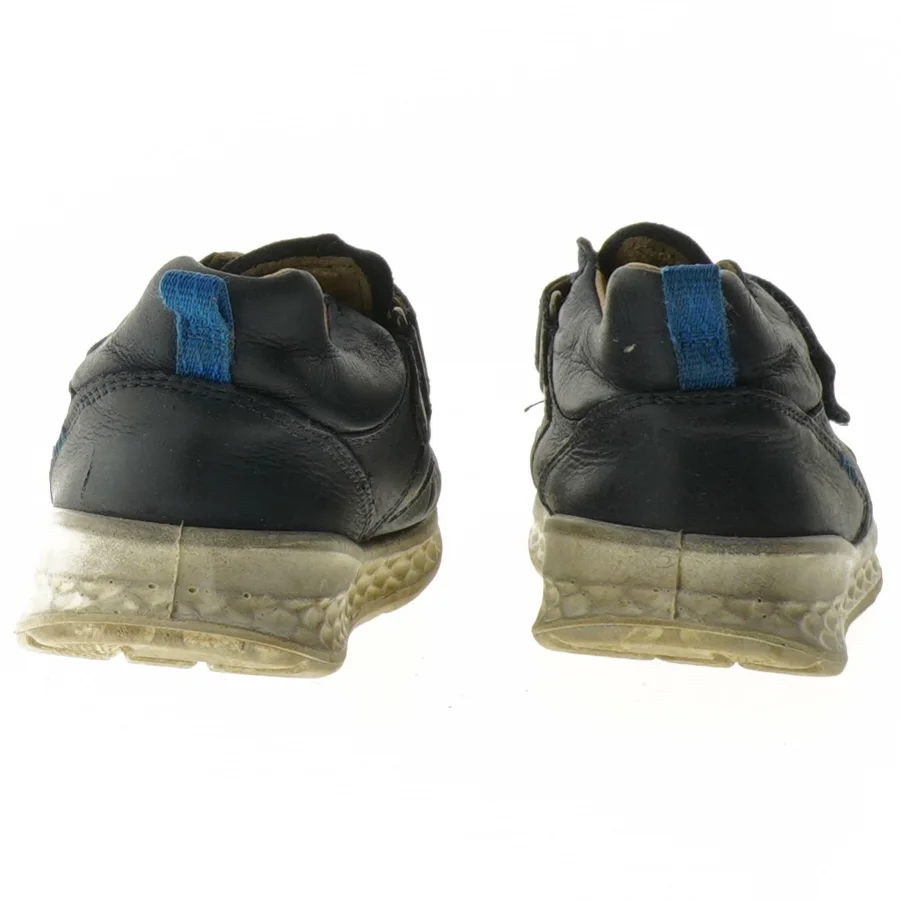 Brugte sorte børnesko med velcro fra Superfit (str. 27)