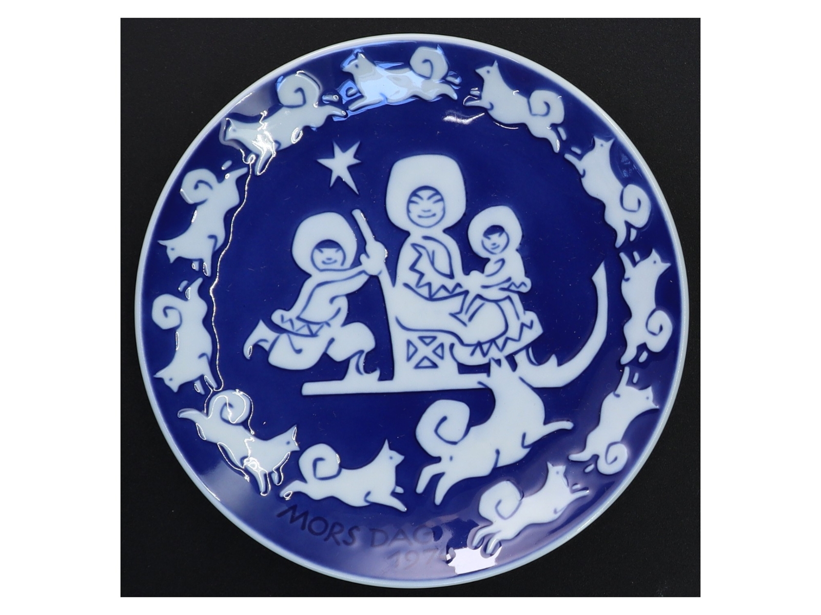 Mors dags platte 1974 fra Royal Copenhagen (str. Ø 15 cm)