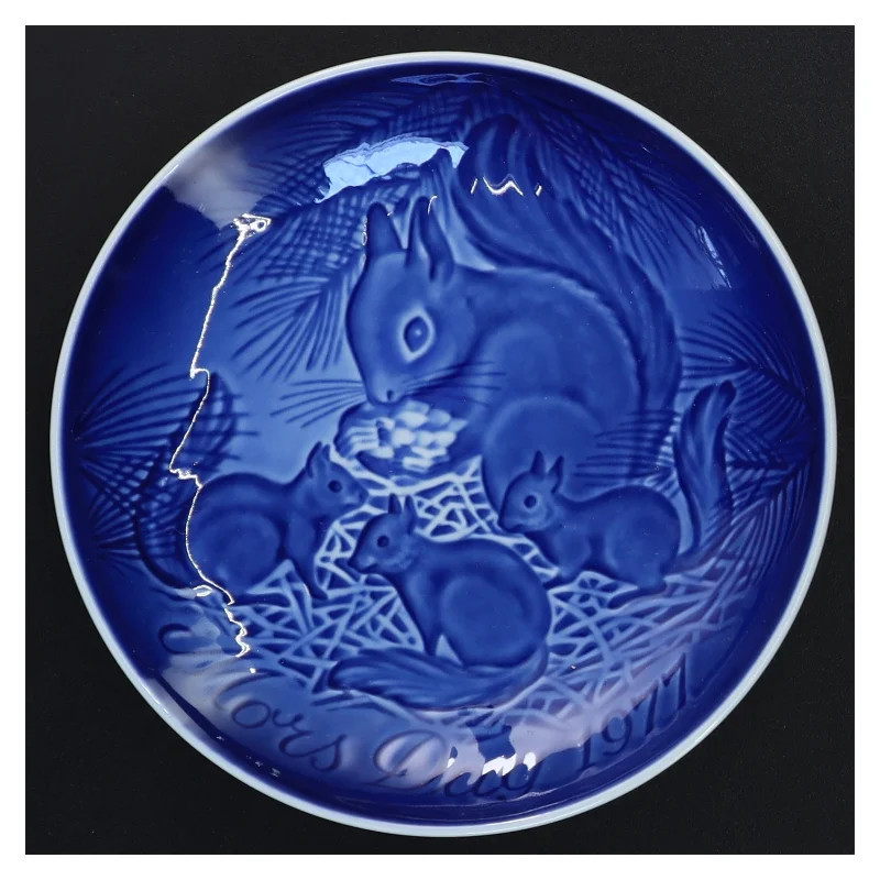 Mors dags platte 1977 fra Bing & Grøndahl (str. Ø 15 cm)