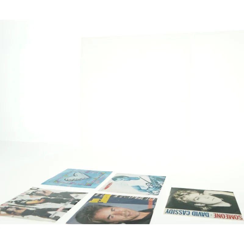 Samling af 7” vinylsingler (str. Ø. 17,5 cm)