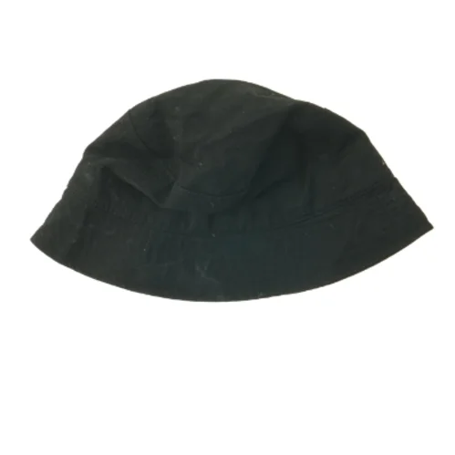 Sort bøllehat fra Jacobsen (str. 36 cm)