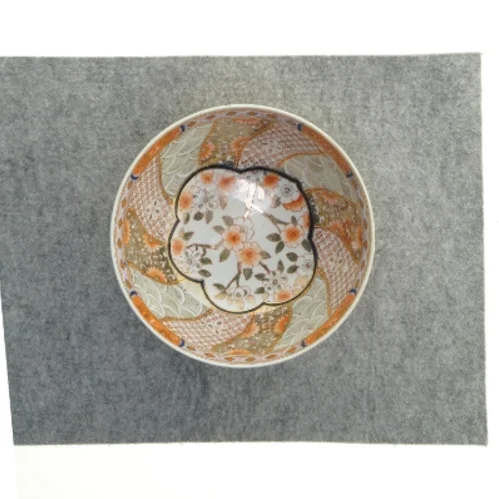 Dekorativ skål (str. Ø. 26 cm)