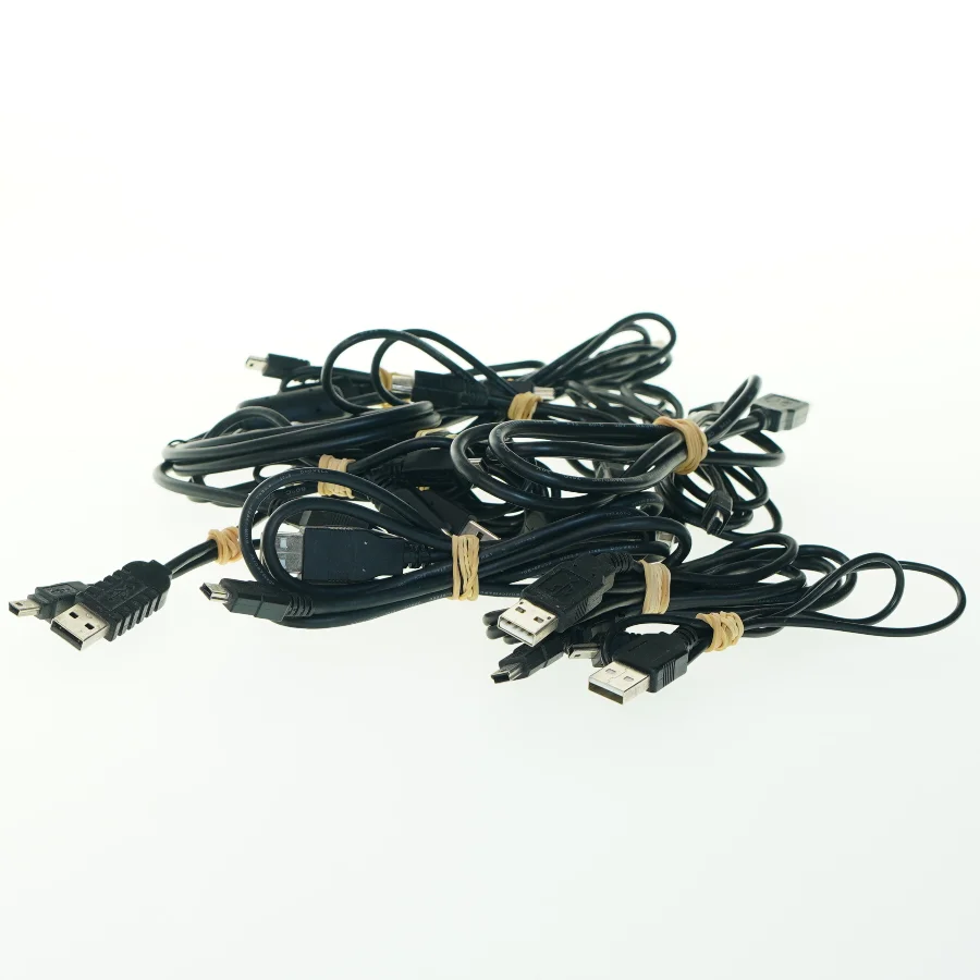 Samling af USB-kabler (str. mixed )