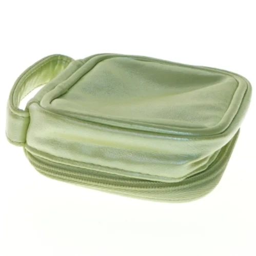 Grøn kosmetikpung fra Clinique (str. 11 x 13 cm)