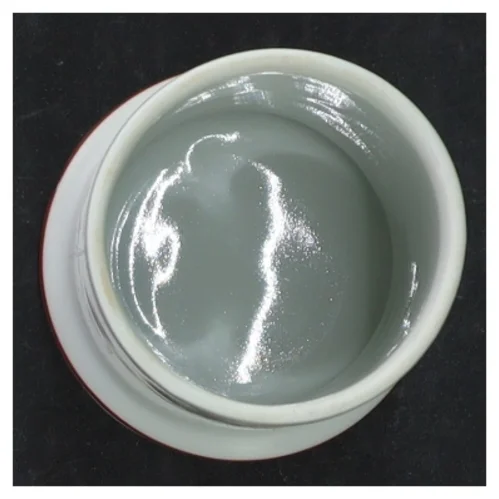 Porcelænskrukke med låg fra B&G (str. H. 11,5 cm. ø. 6,5 cm)