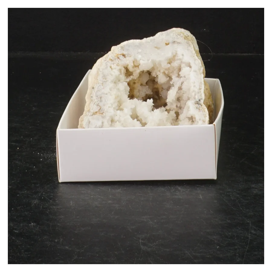 Geode med krystaller (str. 13 cm)