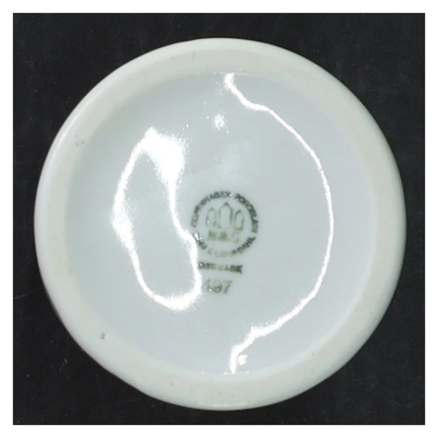 Porcelæns krydderi beholder med låg fra B&G (str. H 11,5 cm, ø 6,5 cm)