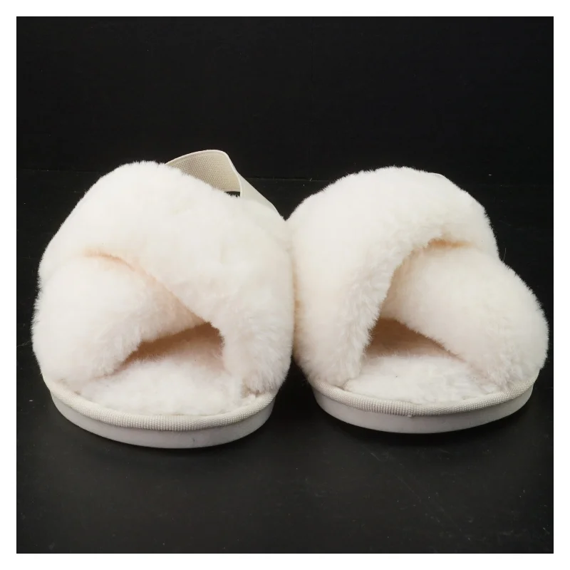 Hvide plyssandaler fra Rosemunde (str. 38 til 39)