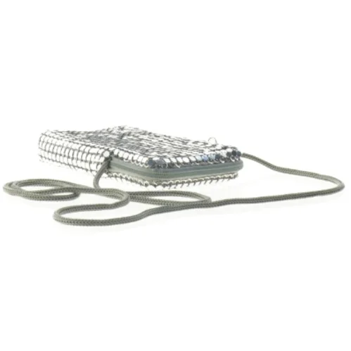 Sølvfarvet paillet taske (str. 13 x 8 cm)