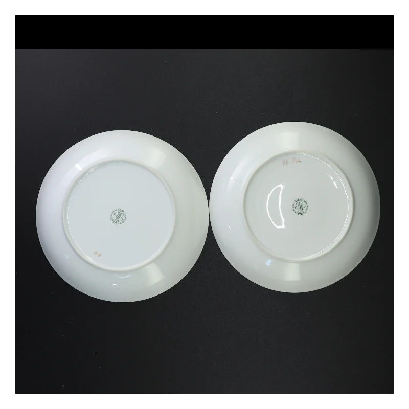 Porcelænsservice med blomstermotiver