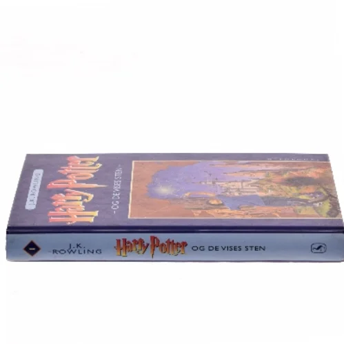 Harry Potter og De Vises Sten af J. K. Rowling (Bog)