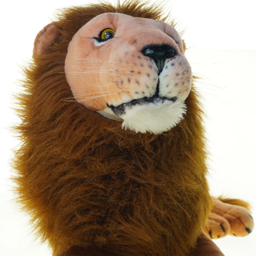 MEGET Stor plyslegetøjsløve