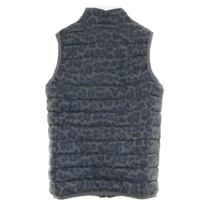 Vest fra Bakito (str. 140 cm)
