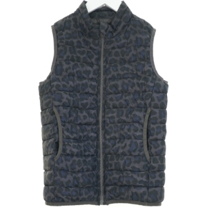 Vest fra Bakito (str. 140 cm)
