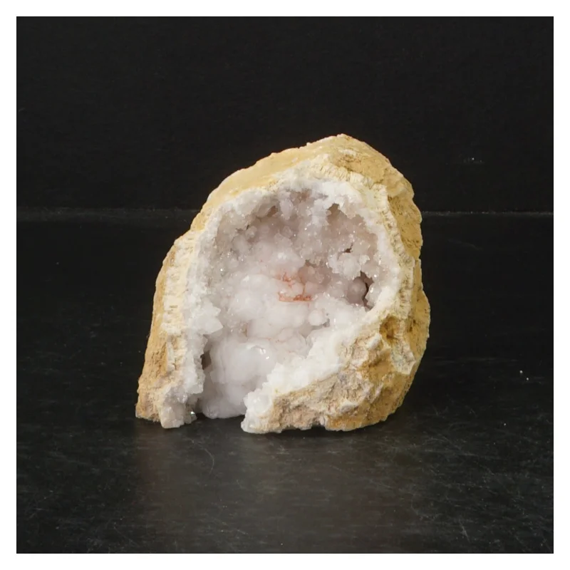 Geode med krystaller (str. 11 cm)