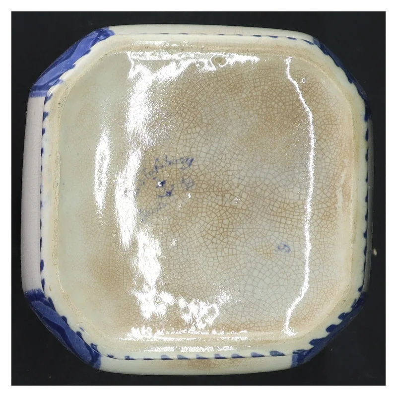 Blå og hvid keramik krukke (str. 16 cm ø 10 cm)