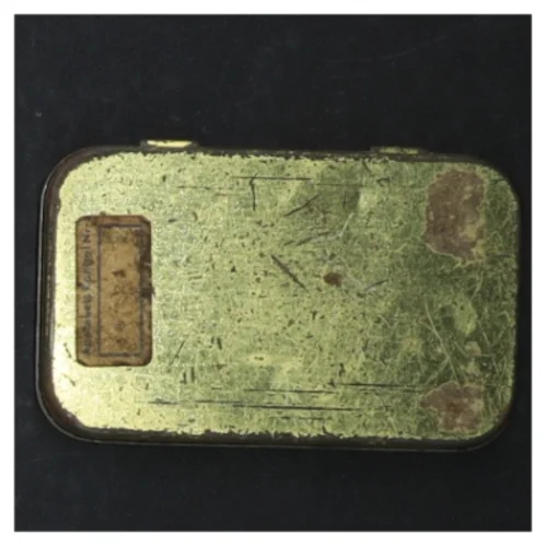 Vintage pastilleskrin (str. 8 cm. og. 4 cm. og. 4 cm)