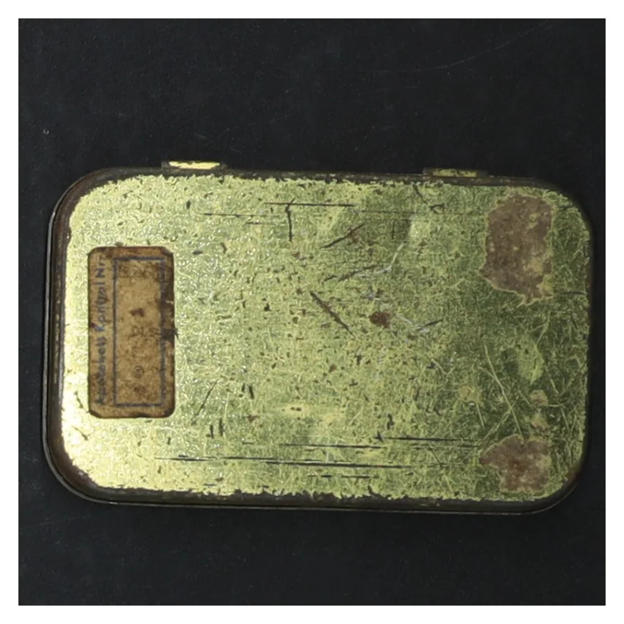 Vintage pastilleskrin (str. 8 cm. og. 4 cm. og. 4 cm)