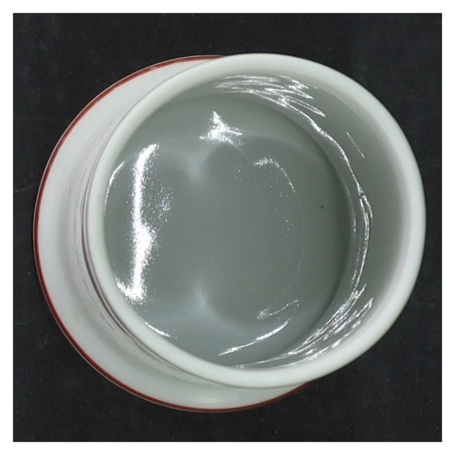 Hvid krydderigkrukke med låg fra B&G (str. Ø 6,5x11,5 cm)