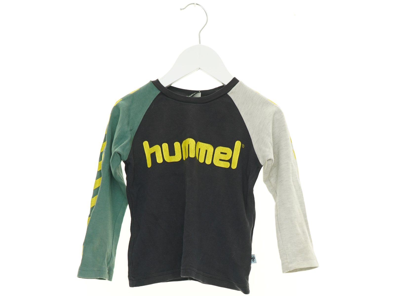 Bluse fra Hummel (str. 92 cm)