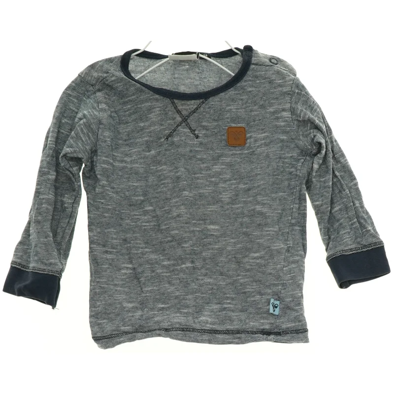 Bluse fra Hummel (str. 74 cm)