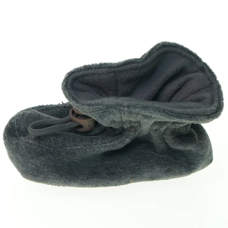 Baby hjemmesko fra Melton (str. 22)