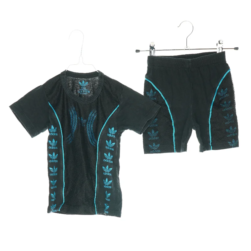 Sæt fra Adidas (str. 98 cm)
