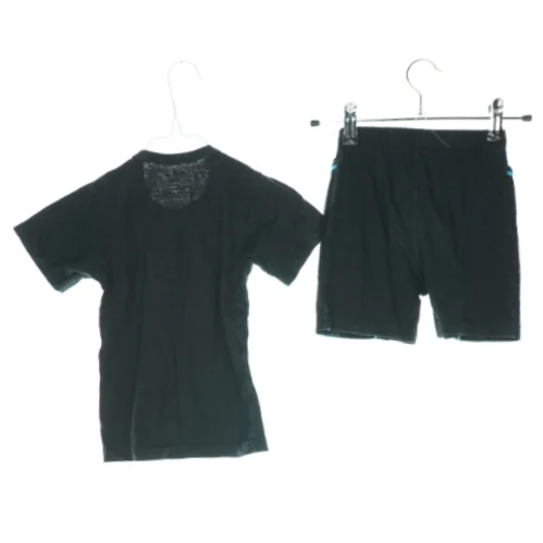 Sæt fra Adidas (str. 98 cm)