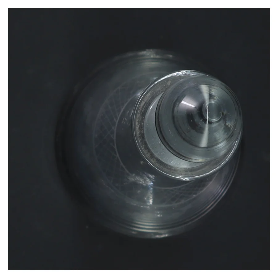 Glas karaffel med prop (str. H. 27 cm. ø. 9,5 cm)