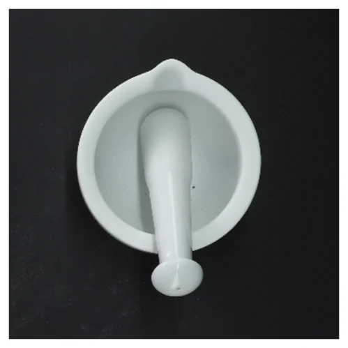 Morter og støder (str. Ø 12 cm)