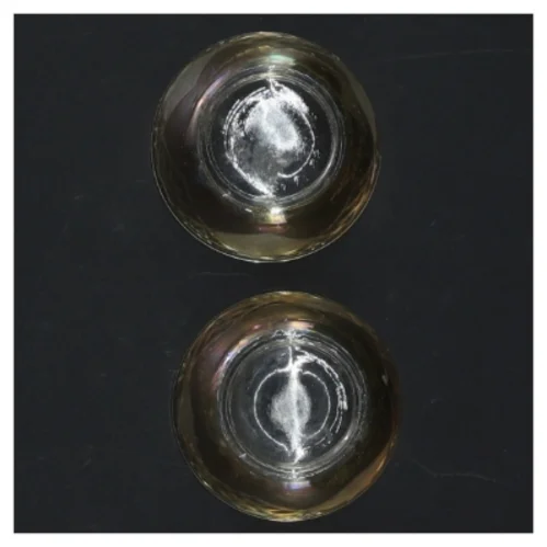 Små skåle i farvet glas (str. Ø. 5,5 cm)