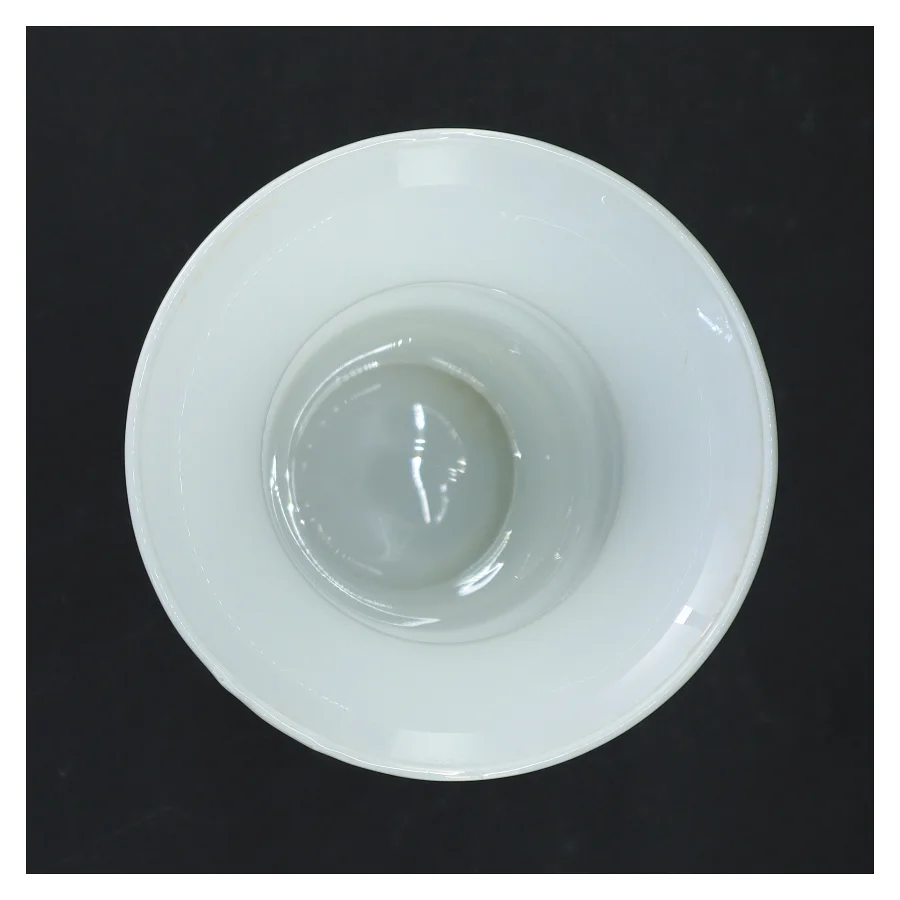 Porcelænsvase (str. 22 x 12 cm)