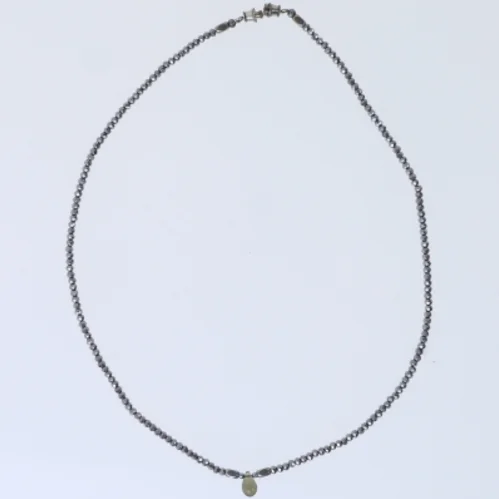 Perlekæde med vedhæng (str. 46 cm)