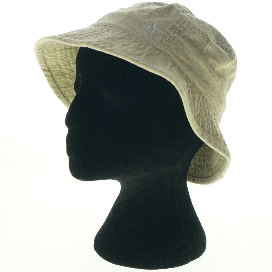 Grøn bøllehat fra Adidas (str. Medium)