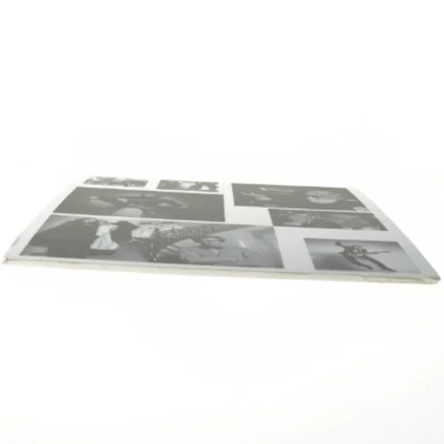 Sort-hvidt fotocollage (str. 40x30 cm)