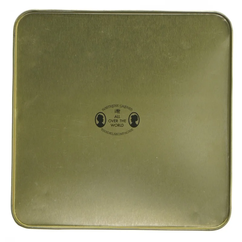 Fin metaldåse fra Søstrene Grene (str. 15x15x10 cm)