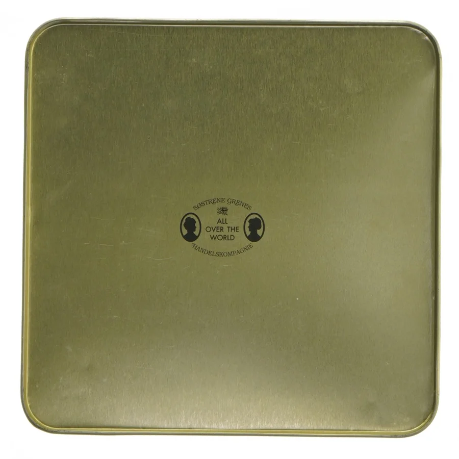 Fin metaldåse fra Søstrene Grene (str. 15x15x10 cm)